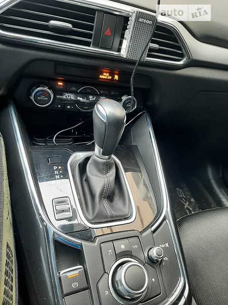 Mazda CX-9 2017  випуску Кропивницький з двигуном 2.5 л бензин позашляховик автомат за 19500 долл. 