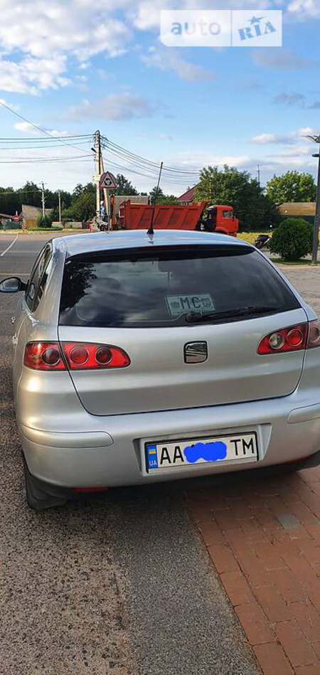 Seat Ibiza 2005  випуску Київ з двигуном 1.4 л бензин хэтчбек автомат за 4200 долл. 