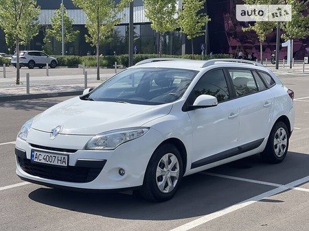 Renault Megane 2011  випуску Київ з двигуном 1.5 л дизель універсал механіка за 7200 долл. 