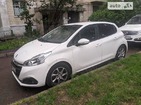 Peugeot 208 2019 Київ 1.5 л  хэтчбек механіка к.п.