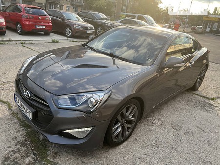 Hyundai Genesis Coupe 2012  випуску Київ з двигуном 2 л бензин купе автомат за 11999 долл. 