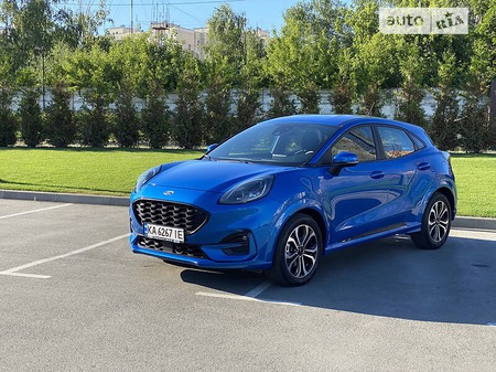 Ford Puma 2020  випуску Київ з двигуном 1 л бензин хэтчбек автомат за 19900 долл. 