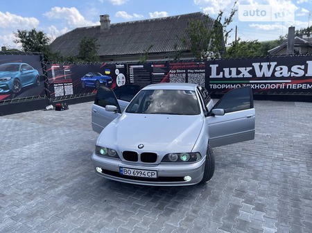 BMW 525 2001  випуску Тернопіль з двигуном 2.5 л дизель седан автомат за 5800 долл. 