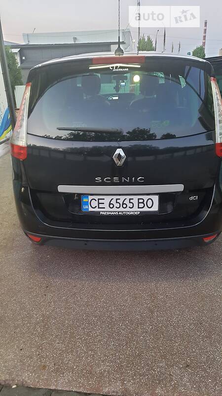 Renault Scenic 2011  випуску Чернівці з двигуном 1.6 л дизель мінівен механіка за 7500 долл. 