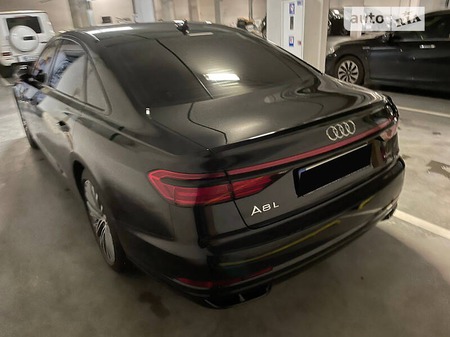 Audi A8 2021  випуску Київ з двигуном 0 л  седан  за 84000 долл. 