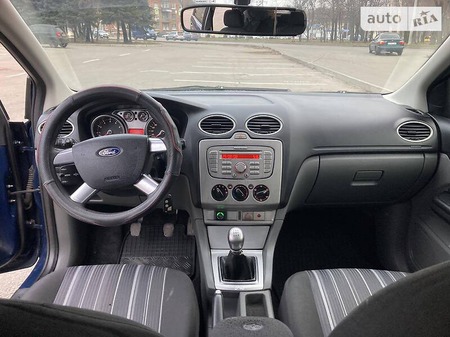 Ford Focus 2008  випуску Дніпро з двигуном 1.6 л  універсал механіка за 4400 долл. 