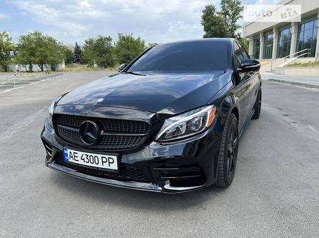 Mercedes-Benz C 400 2014  випуску Дніпро з двигуном 3 л бензин седан автомат за 35000 долл. 