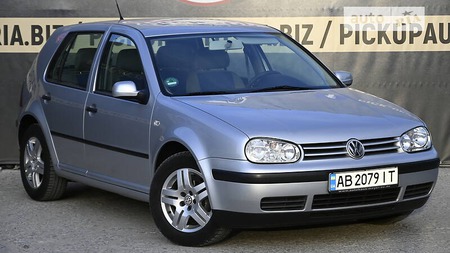 Volkswagen Golf 2001  випуску Житомир з двигуном 1.6 л бензин хэтчбек автомат за 4500 долл. 