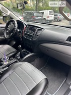 Mitsubishi L 200 2018 Житомир 2.4 л  мінівен 