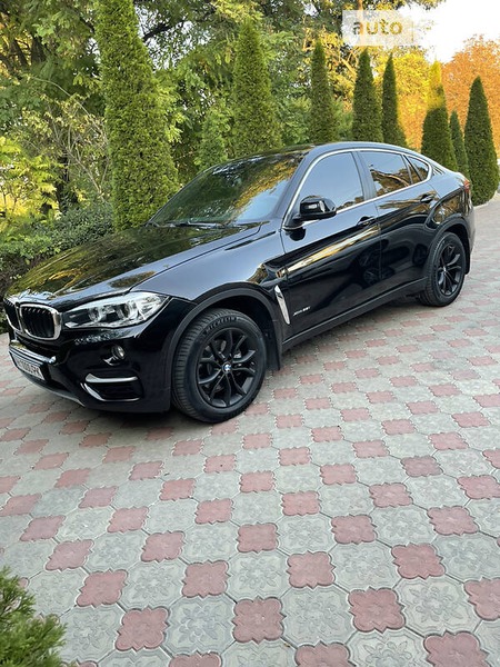 BMW X6 2017  випуску Івано-Франківськ з двигуном 3 л бензин позашляховик автомат за 58000 долл. 