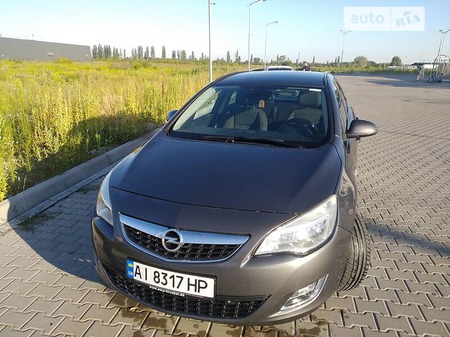 Opel Astra 2011  випуску Київ з двигуном 1.7 л дизель універсал механіка за 7700 долл. 