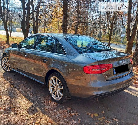 Audi A4 Limousine 2015  випуску Львів з двигуном 0 л бензин седан автомат за 13550 долл. 