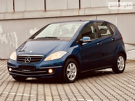 Mercedes-Benz A 160 2011  випуску Одеса з двигуном 2 л дизель хэтчбек автомат за 7999 долл. 