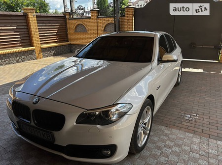 BMW 528 2015  випуску Київ з двигуном 2 л бензин седан автомат за 19300 долл. 