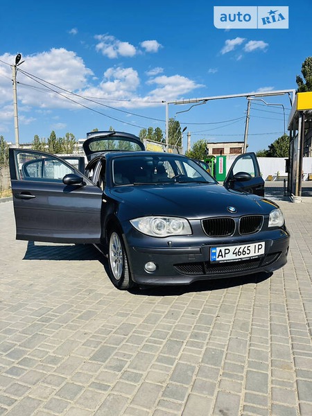 BMW 120 2005  випуску Одеса з двигуном 2 л дизель хэтчбек автомат за 7700 долл. 