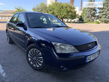 Ford Mondeo 2002  випуску Дніпро з двигуном 1.8 л бензин седан механіка за 4800 долл. 