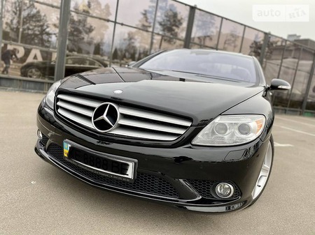 Mercedes-Benz CL 550 2007  випуску Київ з двигуном 5.5 л бензин купе автомат за 18900 долл. 