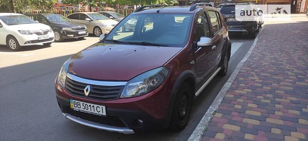 Renault Sandero Stepway 2012  випуску Київ з двигуном 1.6 л бензин хэтчбек механіка за 5000 долл. 