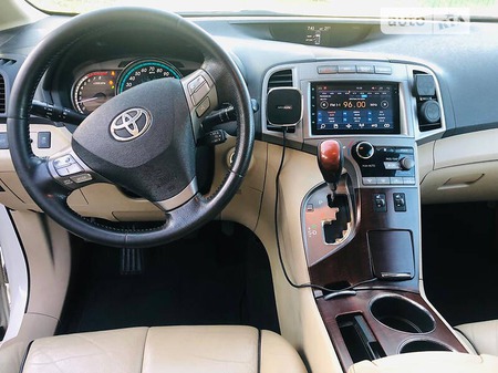 Toyota Venza 2011  випуску Київ з двигуном 2.7 л  універсал автомат за 15500 долл. 