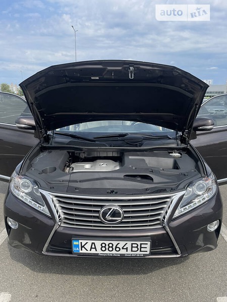 Lexus RX 270 2014  випуску Київ з двигуном 2.7 л бензин позашляховик автомат за 25900 долл. 