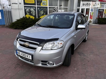 Chevrolet Aveo 2007  випуску Дніпро з двигуном 1.6 л бензин седан механіка за 5600 долл. 