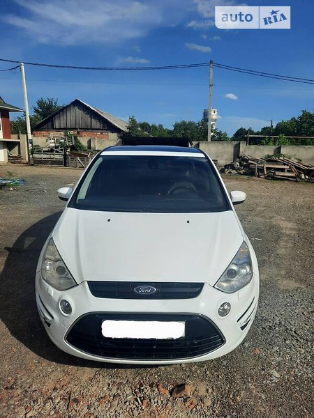 Ford S-Max 2011  випуску Чернівці з двигуном 2 л дизель мінівен автомат за 10500 долл. 