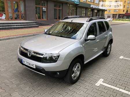 Dacia Duster 2012  випуску Луцьк з двигуном 1.6 л бензин позашляховик механіка за 8600 долл. 