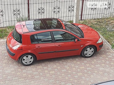 Renault Megane 2002  випуску Тернопіль з двигуном 1.6 л бензин хэтчбек  за 4100 долл. 