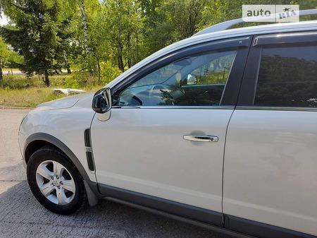 Opel Antara 2008  випуску Чернівці з двигуном 2 л дизель хэтчбек автомат за 9000 долл. 