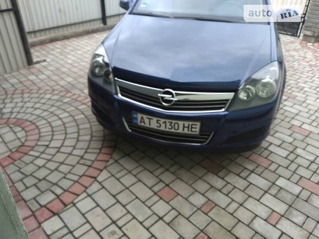 Opel Astra 2010  випуску Івано-Франківськ з двигуном 1.7 л дизель універсал механіка за 5500 долл. 