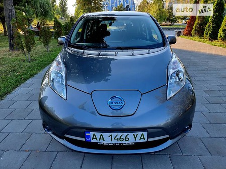 Nissan Leaf 2014  випуску Вінниця з двигуном 0 л електро хэтчбек автомат за 13999 долл. 