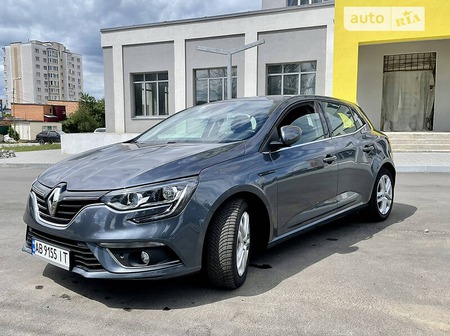 Renault Megane 2017  випуску Вінниця з двигуном 1.5 л дизель хэтчбек механіка за 11700 долл. 