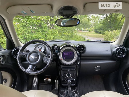 Mini Countryman 2011  випуску Одеса з двигуном 1.6 л бензин  автомат за 10200 долл. 