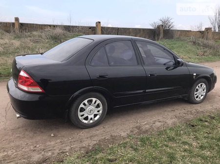 Nissan Almera 2011  випуску Чернігів з двигуном 1.6 л бензин седан автомат за 6800 долл. 