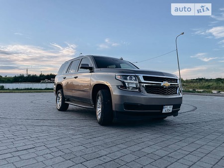 Chevrolet Tahoe 2017  випуску Львів з двигуном 5.3 л бензин позашляховик автомат за 51000 долл. 