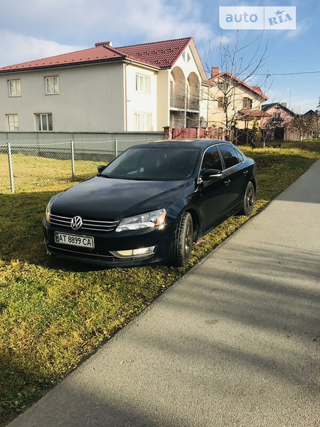 Volkswagen Passat 2013  випуску Івано-Франківськ з двигуном 2.5 л  седан автомат за 11500 долл. 