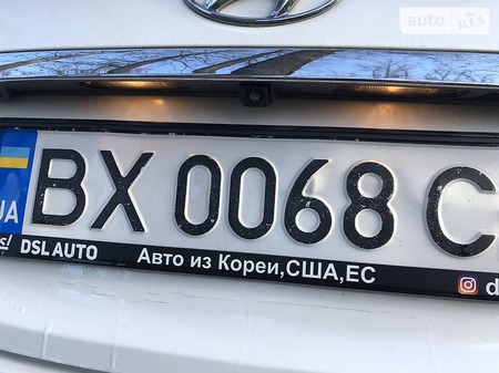 Hyundai Sonata 2011  випуску Хмельницький з двигуном 2 л газ седан автомат за 9500 долл. 