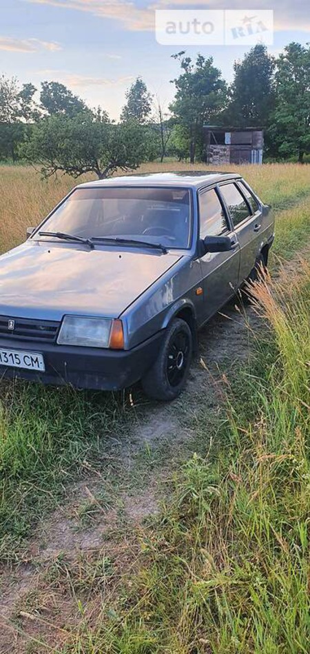 Lada 21099 2008  випуску Ужгород з двигуном 0 л бензин седан механіка за 2200 долл. 