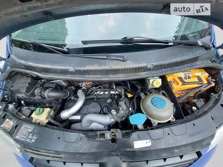 Volkswagen Transporter 2009  випуску Дніпро з двигуном 0 л дизель мінівен механіка за 8500 долл. 