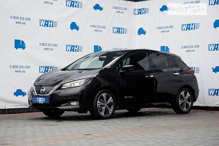 Nissan Leaf 2020  випуску Луцьк з двигуном 0 л електро хэтчбек автомат за 28700 долл. 