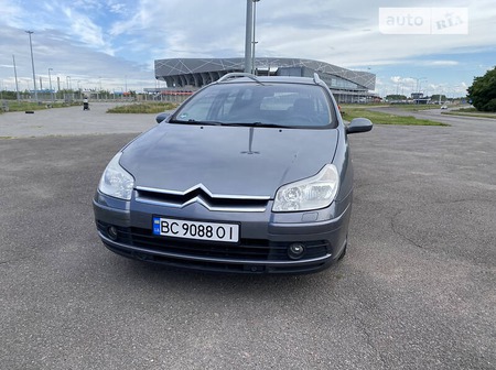 Citroen C5 2006  випуску Львів з двигуном 1.6 л дизель універсал механіка за 3800 долл. 