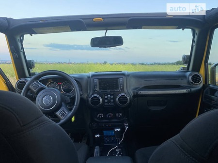 Jeep Wrangler 2015  випуску Івано-Франківськ з двигуном 3.6 л бензин позашляховик автомат за 30000 долл. 