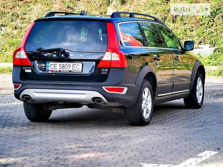 Volvo XC70 2010  випуску Чернівці з двигуном 2.4 л дизель універсал автомат за 14500 долл. 