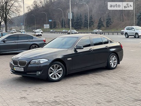 BMW 520 2012  випуску Київ з двигуном 2 л бензин седан автомат за 12400 долл. 