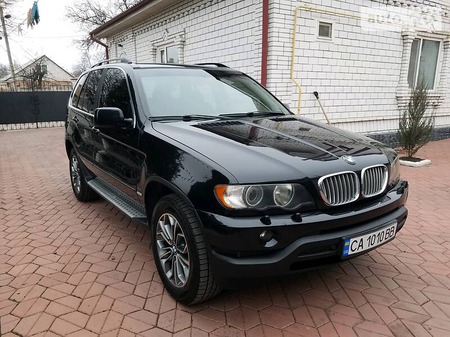 BMW X5 2003  випуску Черкаси з двигуном 4.4 л бензин позашляховик автомат за 10400 долл. 