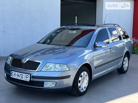 Skoda Octavia 2007  випуску Черкаси з двигуном 1.9 л дизель універсал автомат за 6800 долл. 