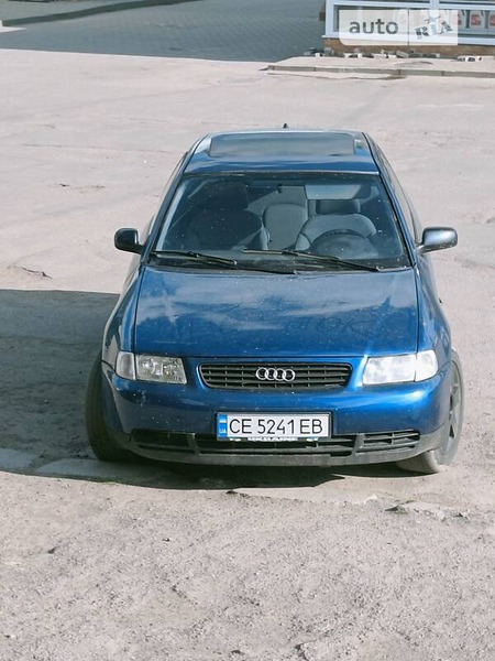 Audi A3 Limousine 1998  випуску Вінниця з двигуном 1.6 л  хэтчбек механіка за 2600 долл. 