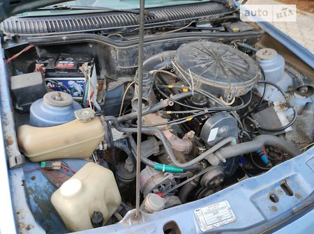 Ford Sierra 1985  випуску Луцьк з двигуном 2 л  купе механіка за 1200 долл. 