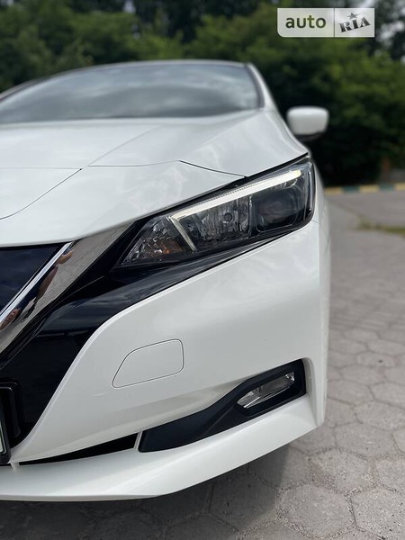 Nissan Leaf 2019  випуску Вінниця з двигуном 0 л електро хэтчбек автомат за 25750 долл. 