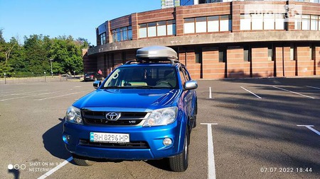 Toyota Fortuner 2007  випуску Одеса з двигуном 4 л бензин позашляховик автомат за 15000 долл. 